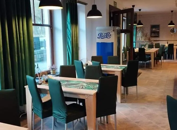 Na Skrocie לינה וארוחת בוקר 3*