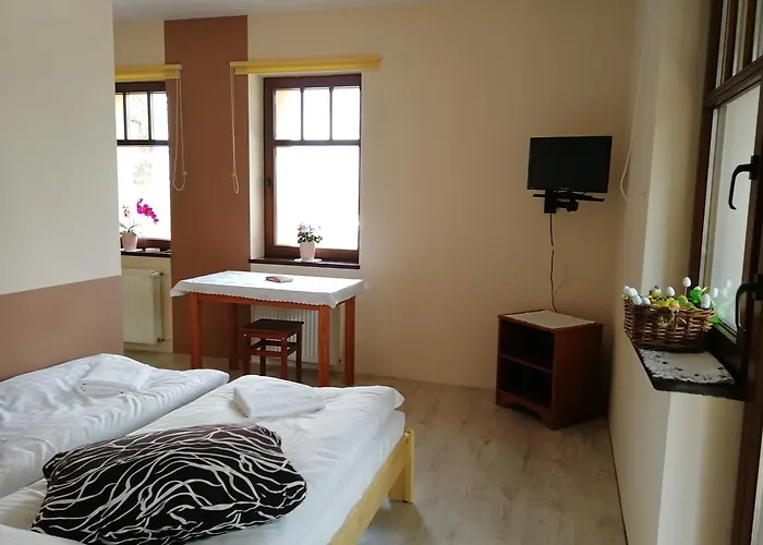 Na Skrocie קרפאז'