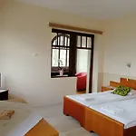 Na Skrocie Bed & Breakfast
