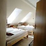 Bed & Breakfast Na Skrocie 3*
