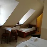 Na Skrocie 3*