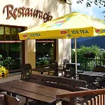 Bed & Breakfast Na Skrocie 3*