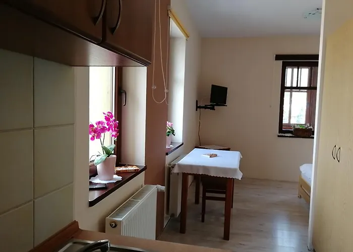 Na Skrocie Nocleg ze śniadaniem